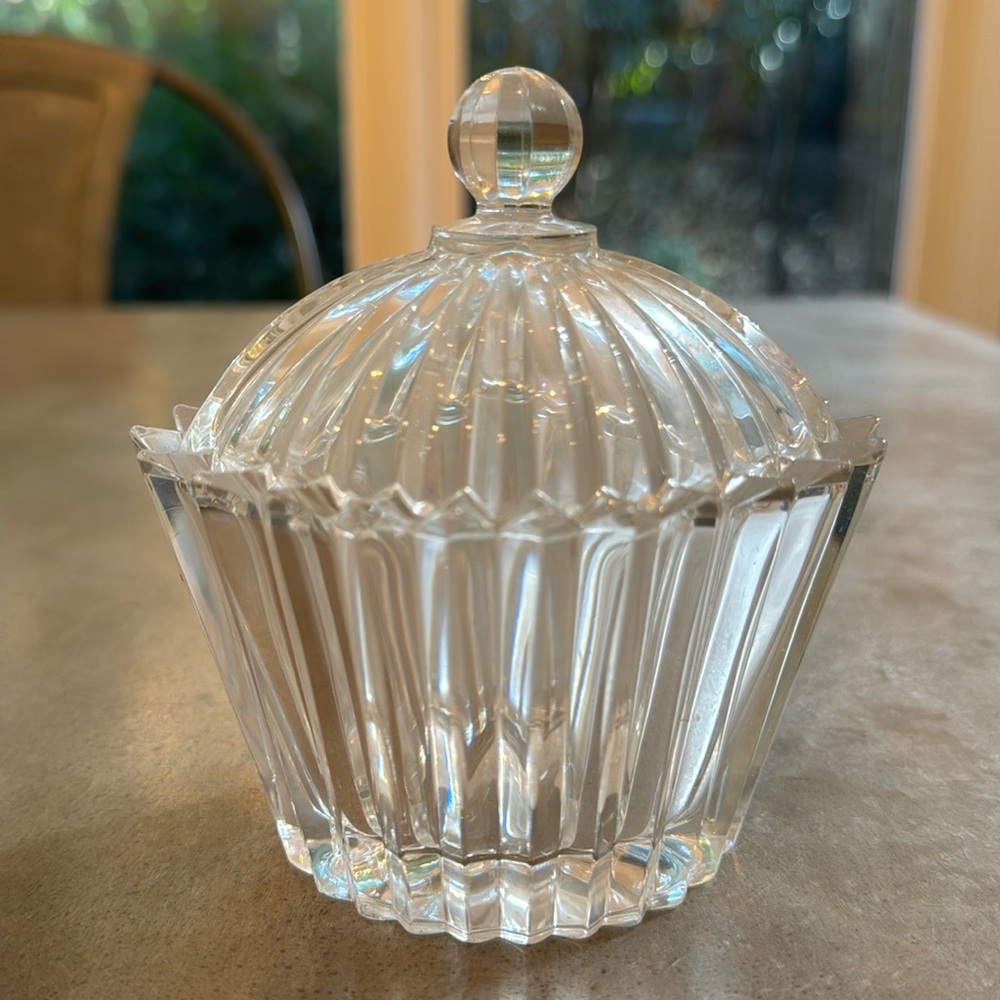 Mikasa diamond fire oval covered box